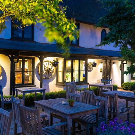 The Black Bull Inn Balsham Exterior foto